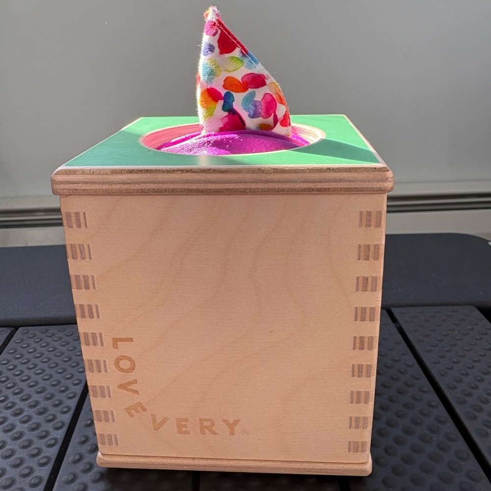 Lovevery tissue box